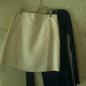 Mario Serrani white embossed print pencil skirt.